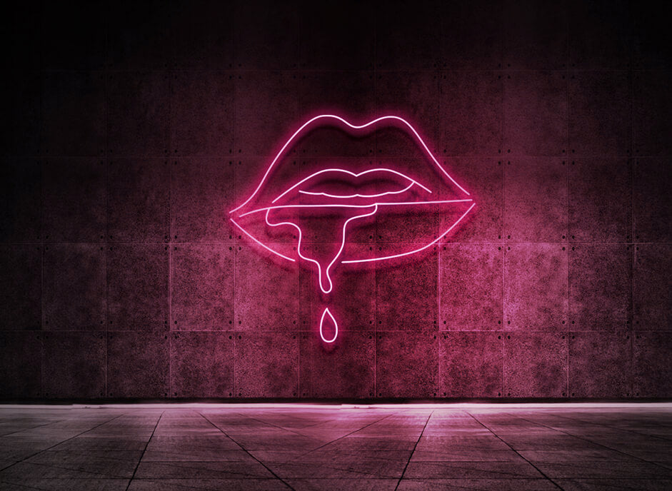 TROPFENDE LIPPEN
