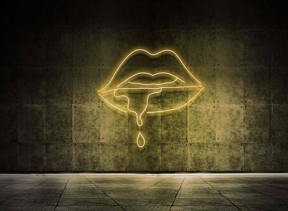 TROPFENDE LIPPEN