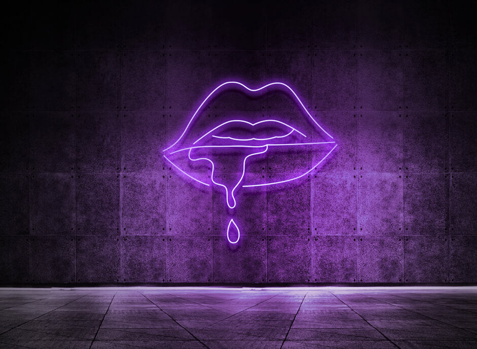 TROPFENDE LIPPEN