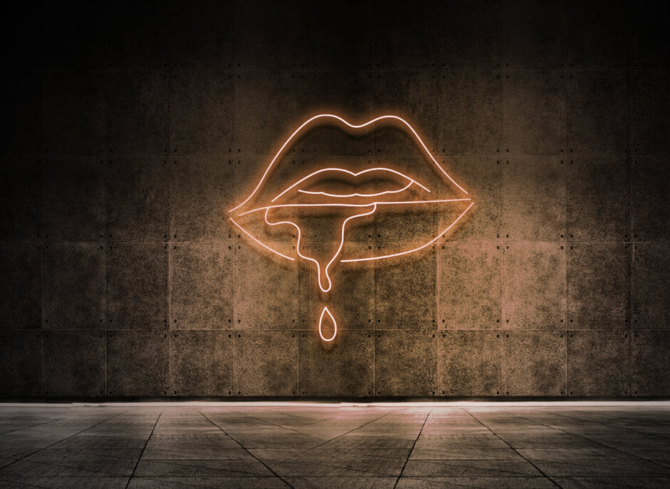 TROPFENDE LIPPEN
