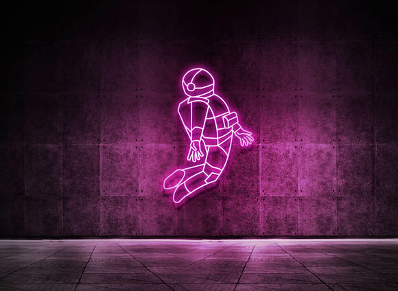 ASTRONAUT