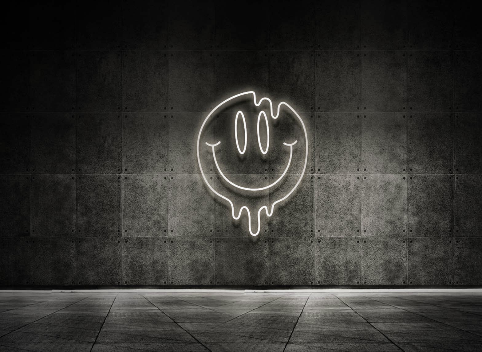 SCHMELZENDER SMILEY